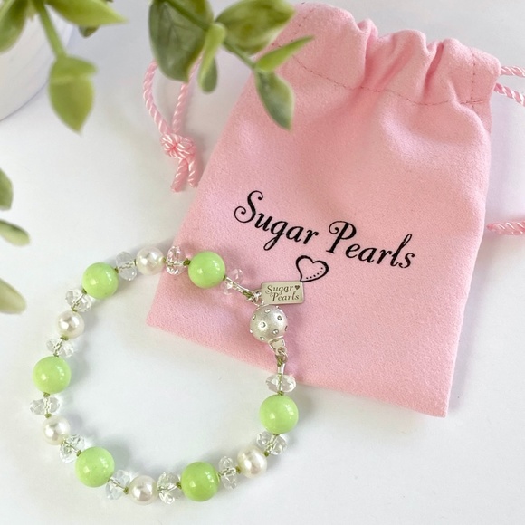 Green Turquoise, Pearl & Quartz Bracelet - Picture 2 of 5